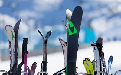 Alquiler de material de esquí en Sierra Nevada: qué necesitas antes de subir a pistas